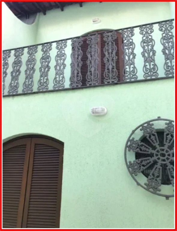Sobrado à venda com 3 quartos, sendo 1 suíte, em Ferreira, São Paulo, SP