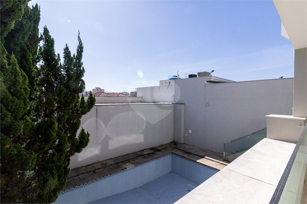 Sobrado à venda com 6 quartos, sendo 4 suítes,  em Alto da Lapa, São Paulo, SP