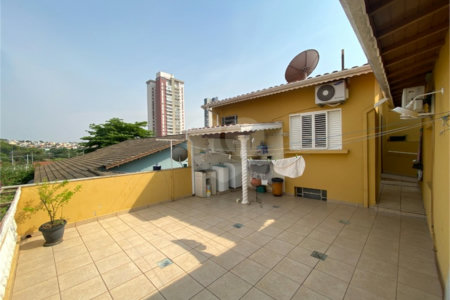 Casa à venda com 5 quartos, sendo 3 suítes, em Vila Almeida, Indaiatuba, SP