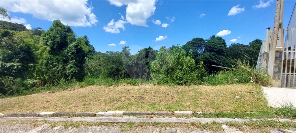 Terreno à venda no condomínio Parque Suiça, Caieiras - SP