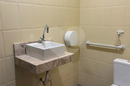 Salão para alugar em Vila Monteiro, Poá, SP