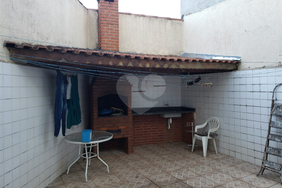 Sobrado à venda com 3 quartos, sendo 1 suíte,  em Vila Gustavo, São Paulo, SP