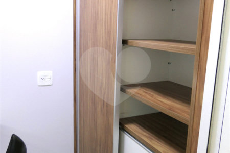 Apartamento para alugar com 3 quartos, sendo 1 suíte, em Vila Olímpia, São Paulo, SP