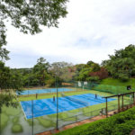 Casa à venda com 4 quartos, sendo 2 suítes,  no condomínio Granja Vianna II, Cotia - SP