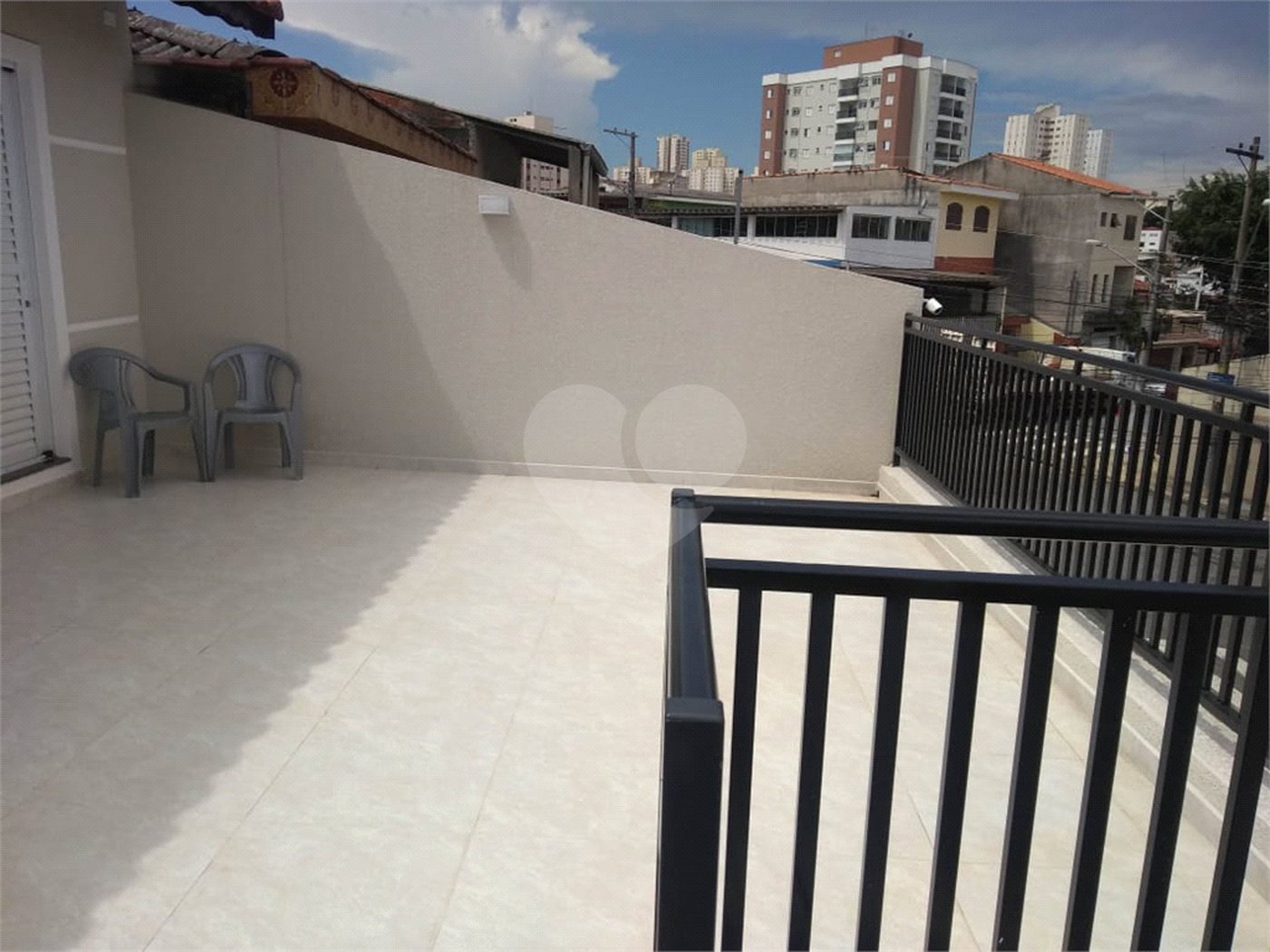 Casa à venda com 3 quartos, sendo 1 suíte,  no condomínio Casa de Rua, São Paulo - SP