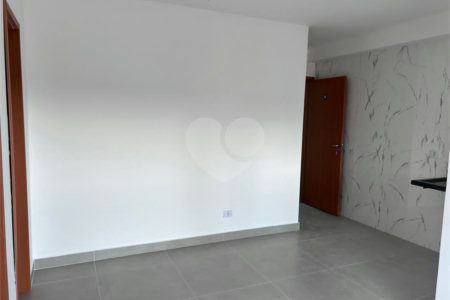 Apartamento à venda com 1 quarto em Vila Vitório Mazzei, São Paulo, SP