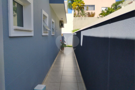Casa à venda com 3 quartos, sendo 1 suíte, no condomínio Ibi Aram 1, Itupeva - SP