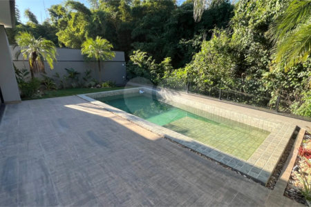 Casa à venda com 4 suítes no condomínio Residencial Granville, Atibaia - SP