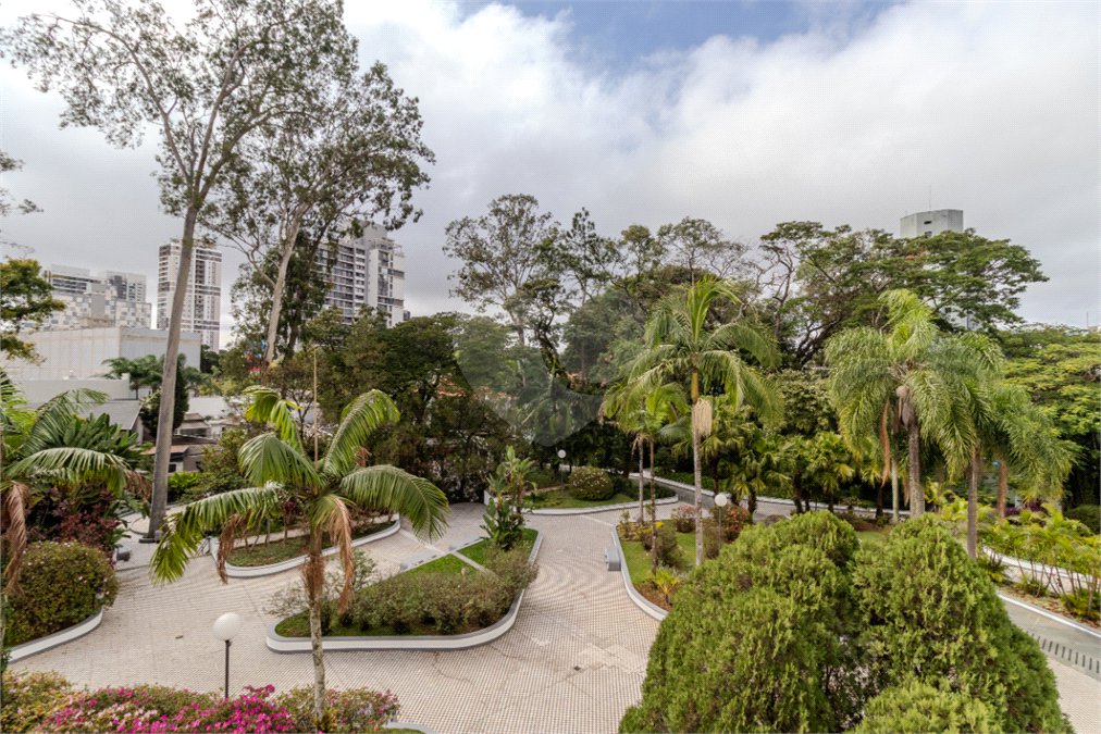 Apartamento à venda com 3 quartos, sendo 1 suíte,  em Granja Julieta, São Paulo, SP