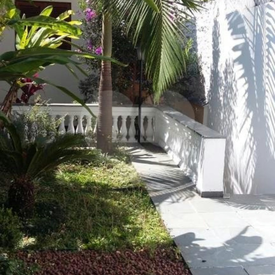 Sobrado à venda com 3 suítes em Chora Menino, São Paulo, SP