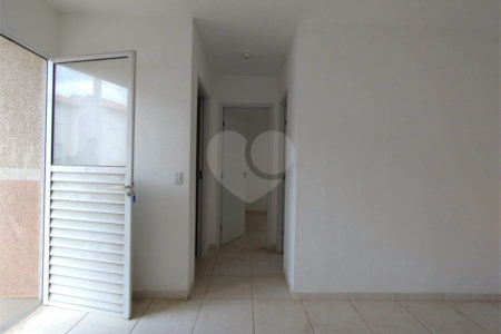Apartamento à venda com 2 quartos em Residencial Cristal, Votorantim, SP