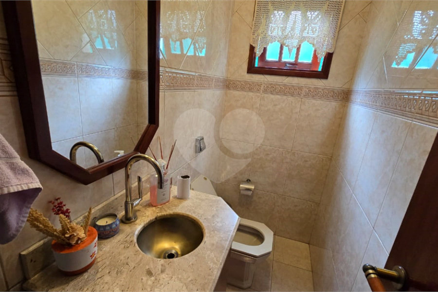 Sobrado à venda com 4 quartos, sendo 2 suítes, em Pirituba, São Paulo, SP