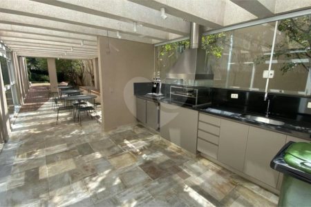 Apartamento à venda com 3 suítes em Vila Romana, São Paulo, SP