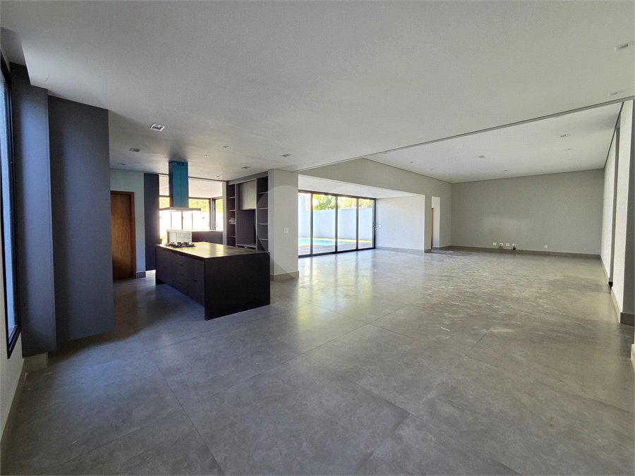 Casa à venda com 5 suítes no condomínio Fazenda Imperial, Sorocaba - SP