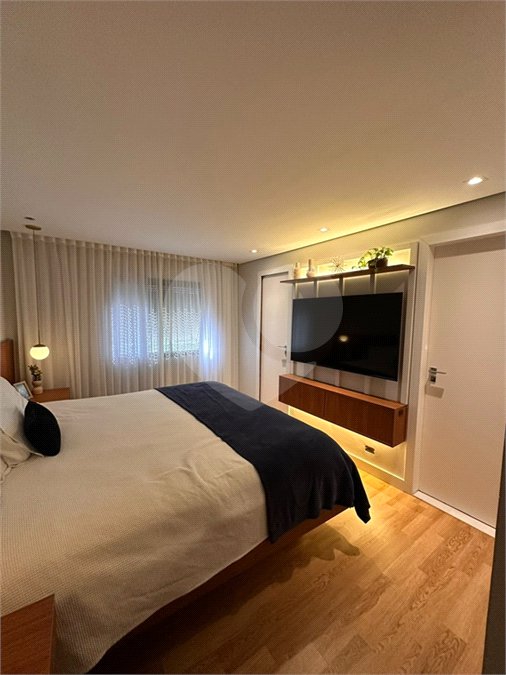 Apartamento para alugar com 3 quartos, sendo 2 suítes, em Moema, São Paulo, SP