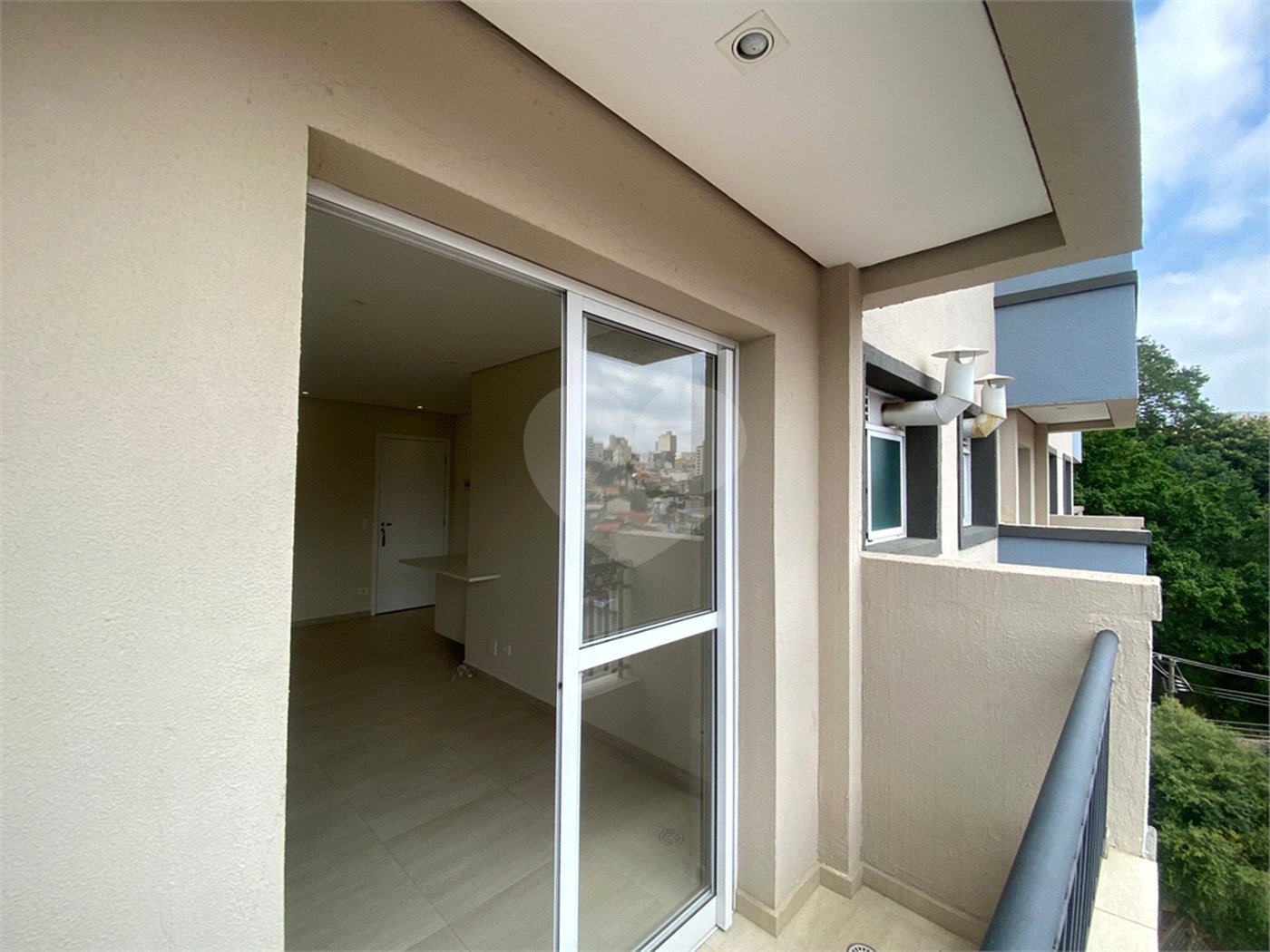 Apartamento à venda ou para alugar com 2 quartos, sendo 1 suíte, em Parada Inglesa, São Paulo, SP