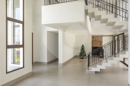 Casa à venda com 4 quartos, sendo 3 suítes, no condomínio Campo de Toscana, Vinhedo - SP