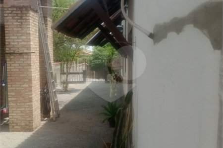 Casa à venda com 3 quartos, sendo 1 suíte, no condomínio Acmti - Colinas do Mosteiro, Terras de Itaici e Recanto dos Pássaros, Indaiatuba - SP