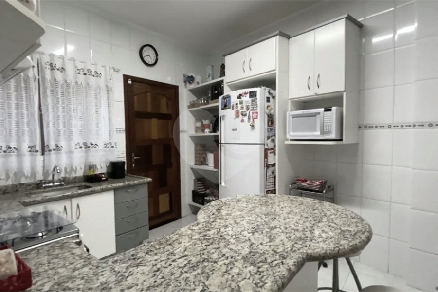 Sobrado à venda com 3 quartos, sendo 1 suíte, em Parque Novo Mundo, São Paulo, SP