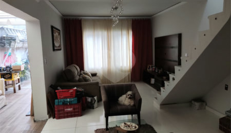 Sobrado à venda com 3 quartos, sendo 1 suíte,  em Chácara Monte Alegre, São Paulo, SP