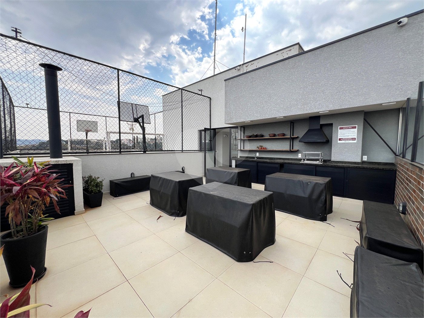 Apartamento à venda com 2 suítes em Atibaia Jardim, Atibaia, SP