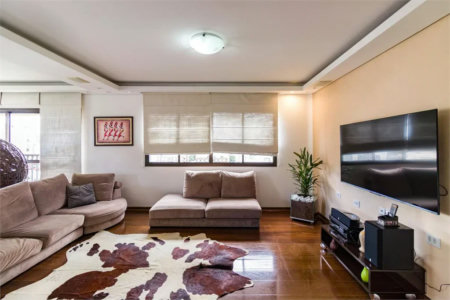 Apartamento à venda com 4 quartos, sendo 3 suítes,  em Vila Andrade, São Paulo, SP