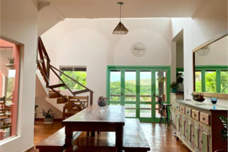 Casa à venda com 3 suítes no condomínio Chacarás Bela Vista, Mairiporã - SP