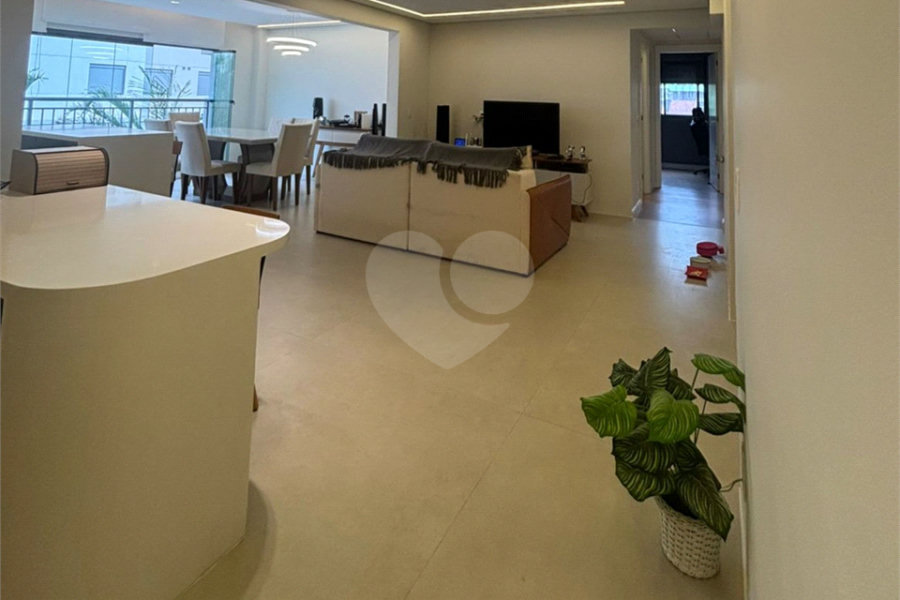 Apartamento à venda com 3 suítes em Tucuruvi, São Paulo, SP