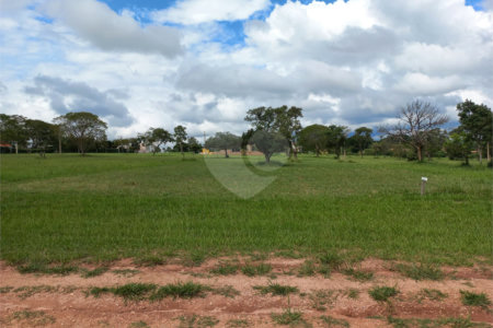 Loteamento Residencial no Condomínio Vila Pinhal do Broa