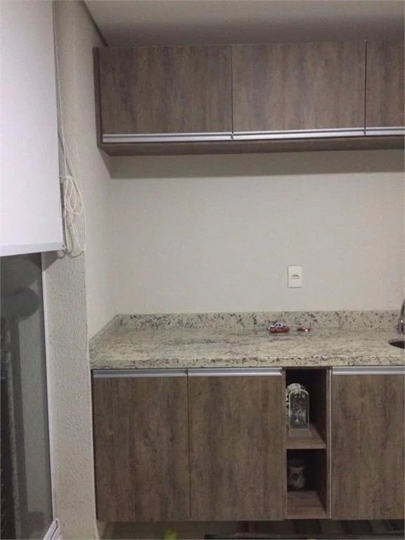 Apartamento à venda com 3 quartos, sendo 1 suíte,  em Parque Reboucas, São Paulo, SP