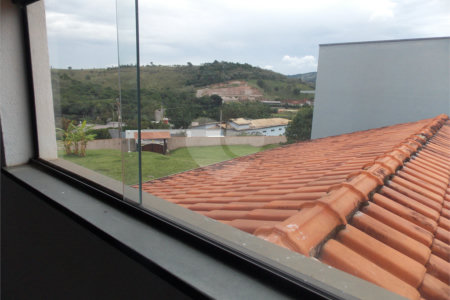 Casa à venda com 3 quartos, sendo 1 suíte, em Alpes D'ouro, Bom Jesus dos Perdões, SP