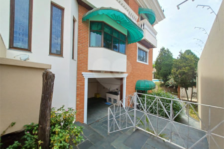 Casa à venda com 6 suítes no condomínio Portal da Raposo, Sorocaba - SP