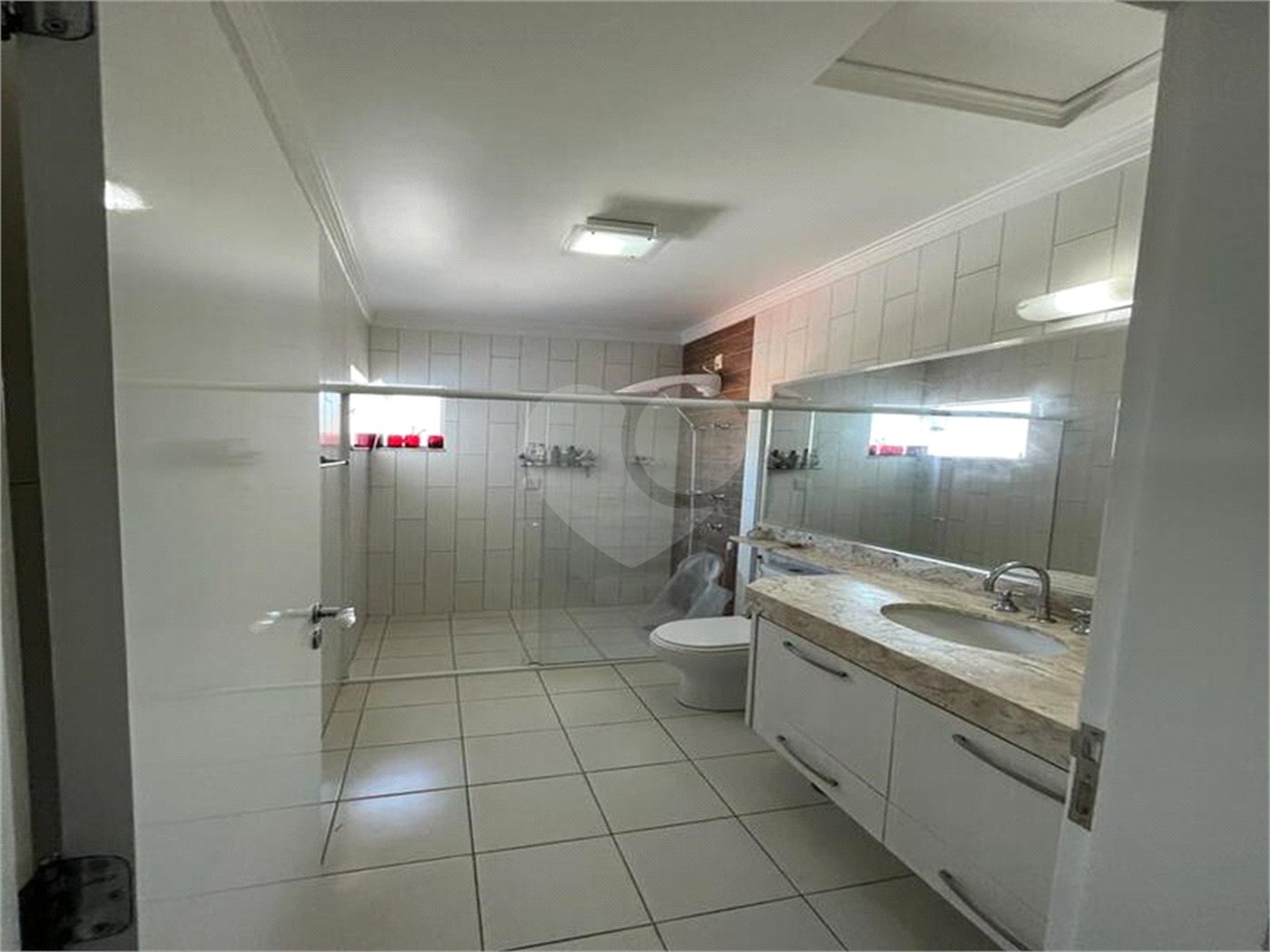 Sobrado à venda com 3 quartos, sendo 1 suíte, no Centro, Indaiatuba, SP