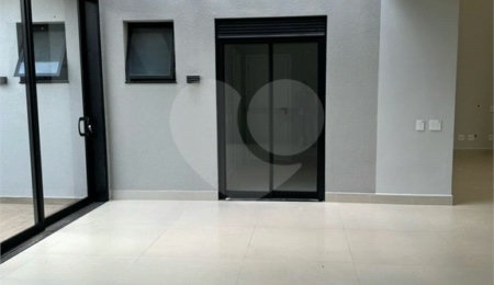 Casa à venda com 3 suítes no condomínio Jardim Residencial Dona Maria Candida, Indaiatuba - SP