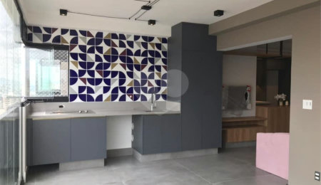 Apartamento à venda com 3 quartos, sendo 1 suíte,  em Barra Funda, São Paulo, SP