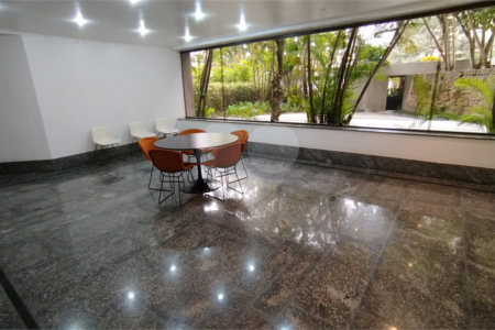 Duplex para alugar com 3 suítes em Real Parque, São Paulo, SP