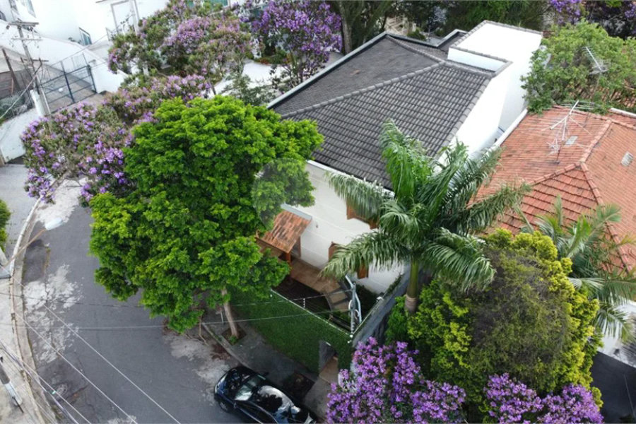 Sobrado à venda com 4 quartos, sendo 1 suíte, em Tremembé, São Paulo, SP