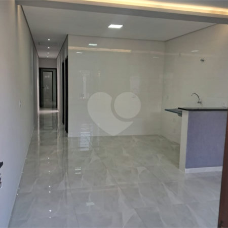 Casa de Vila à venda com 2 quartos, sendo 1 suíte, em Vila Barão, Sorocaba, SP