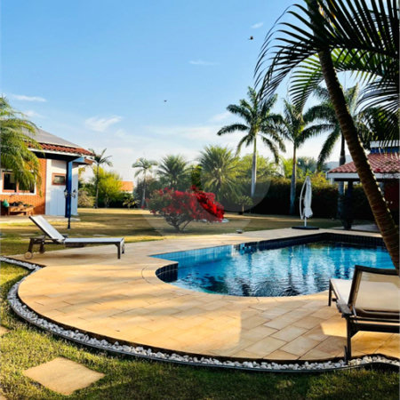 Casa à venda com 4 suítes no condomínio Residencial Vale das Laranjeiras, Indaiatuba - SP