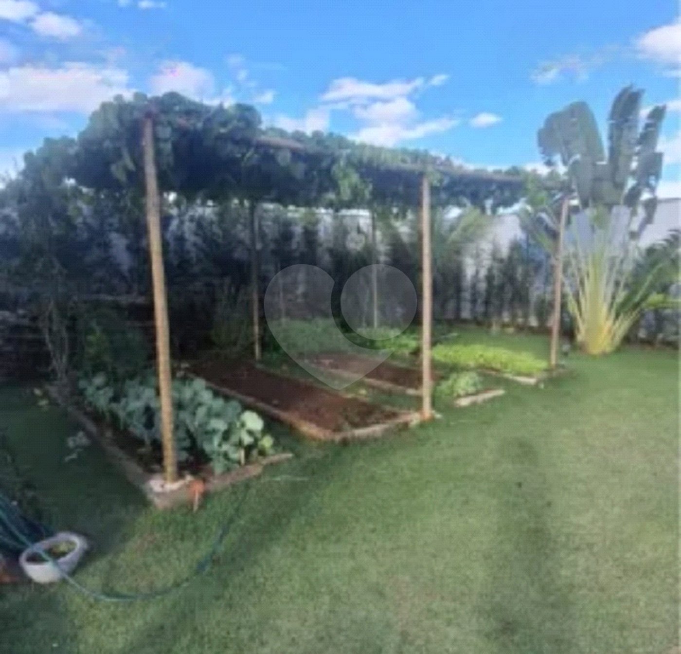 Casa à venda com 3 suítes no condomínio Fazenda Jequitibá, Sorocaba - SP