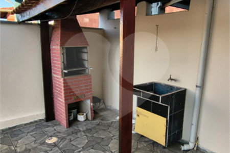 Casa à venda com 3 quartos em Santa Cândida, Vinhedo, SP
