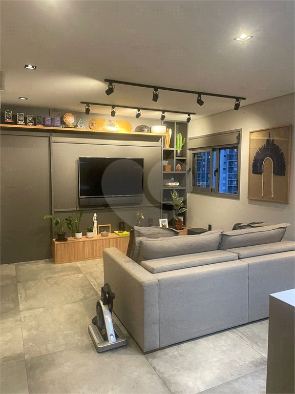 Apartamento à venda com 1 suíte em Indianópolis, São Paulo, SP