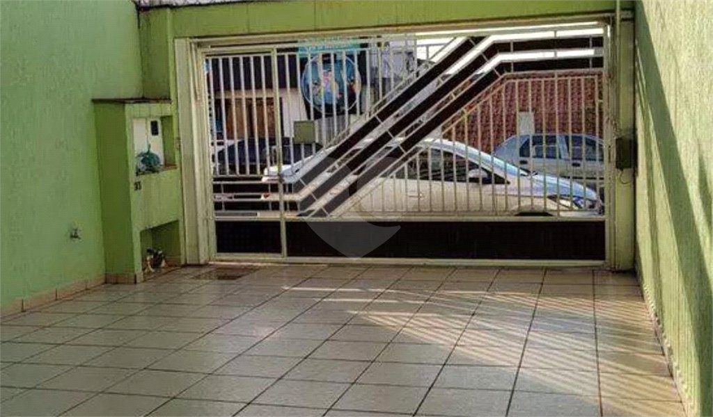 Sobrado à venda com 3 suítes em Vila do Castelo, São Paulo, SP