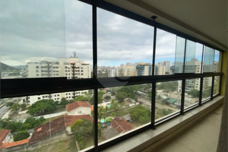 Apartamento à venda com 2 quartos, sendo 1 suíte, em Recreio dos Bandeirantes, Rio de Janeiro, RJ