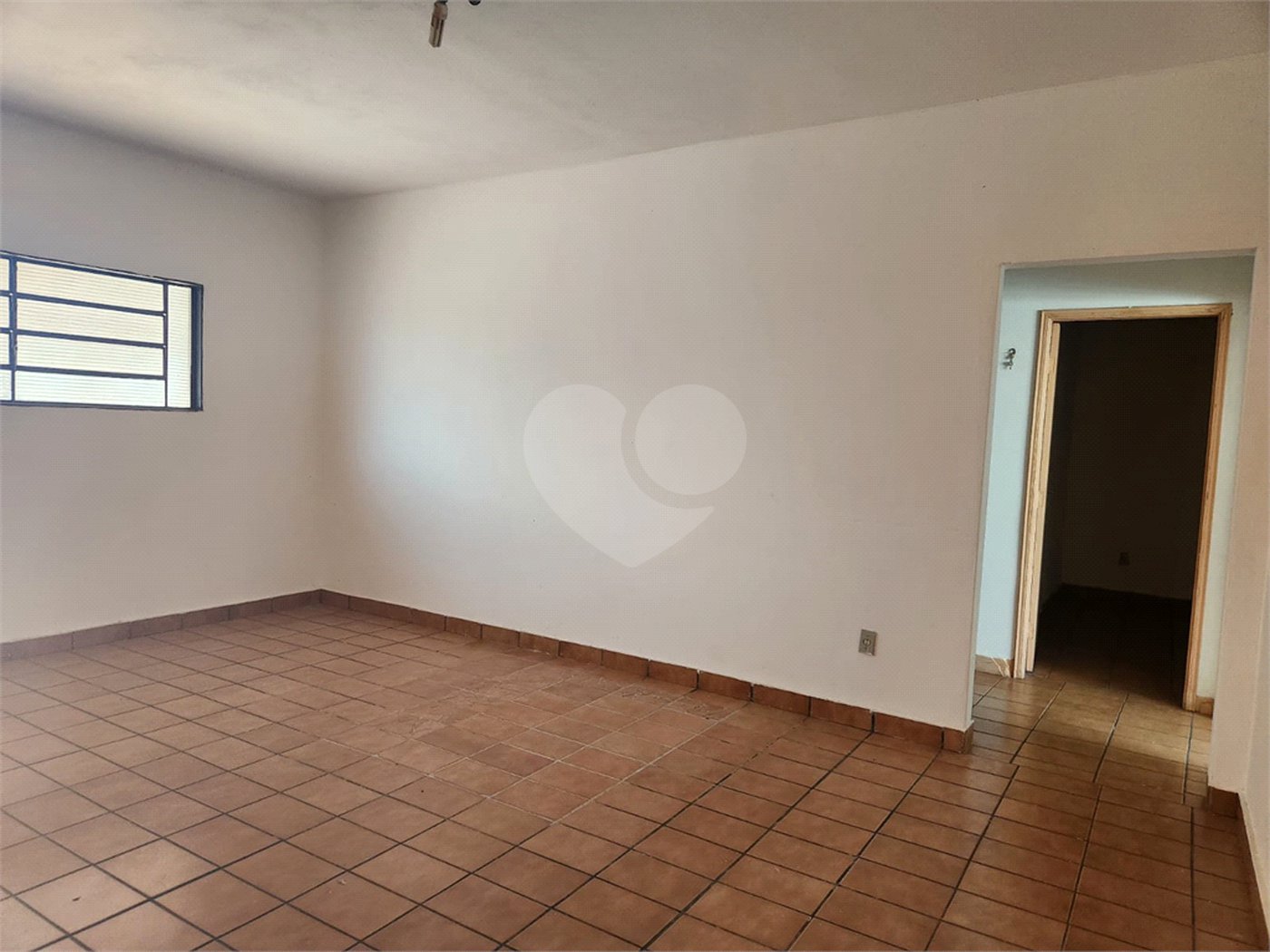 Casa à venda com 2 quartos no Centro, Araraquara, SP