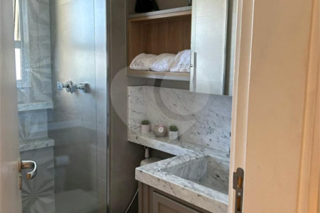 Apartamento à venda com 3 quartos, sendo 1 suíte, em Vila Anastácio, São Paulo, SP