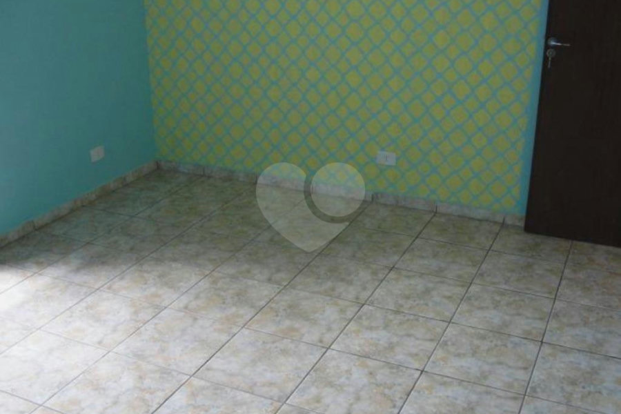 Sobrado à venda com 3 quartos, sendo 1 suíte, em Tremembé, São Paulo, SP