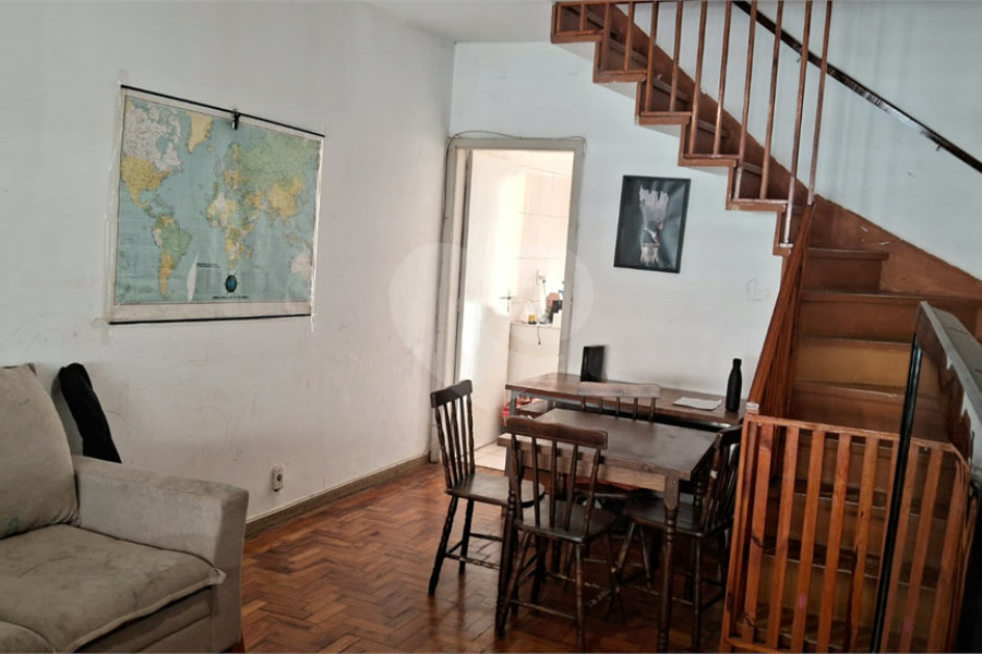 Sobrado à venda com 2 quartos, sendo 1 suíte, em Tremembé, São Paulo, SP