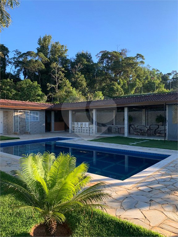 Casa Térrea à venda com 3 quartos, sendo 1 suíte, em Alpes D'ouro, Bom Jesus dos Perdões, SP