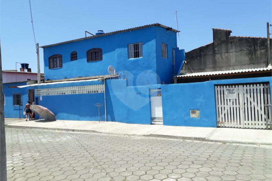 Casa à venda com 3 quartos em Balneário Laranjeiras, Itanhaém, SP